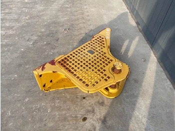 New Attachment for Construction machinery Cat D6K Zugtraverse: picture 2 New Attachment for Construction machinery Cat D6K Zugtraverse: picture 2
