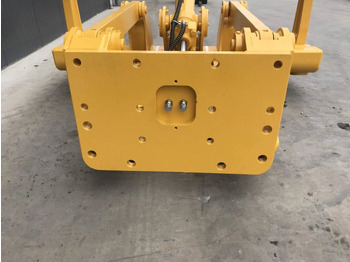 New Ripper for Construction machinery Komatsu D71: picture 3