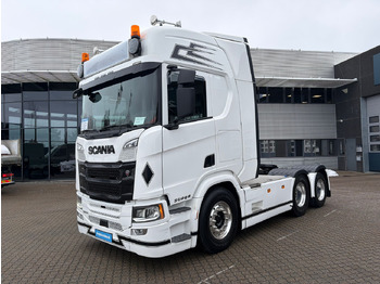 Tractor unit SCANIA R 560