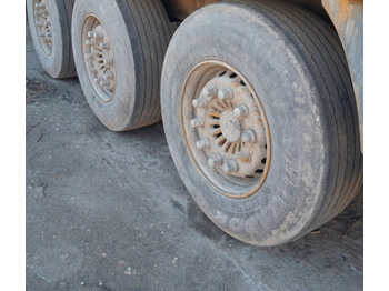 Dropside/ Flatbed semi-trailer KRONE SD: picture 5