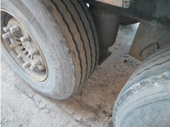 Dropside/ Flatbed semi-trailer KRONE SD: picture 3