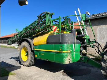 Trailed sprayer JOHN DEERE