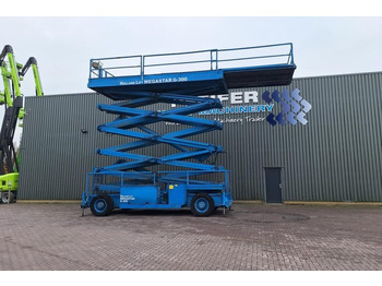 Scissor lift Holland Lift Megastar G300 Diesel, 4x4x4 Drive, 33.5m Working H: picture 3 Scissor lift Holland Lift Megastar G300 Diesel, 4x4x4 Drive, 33.5m Working H: picture 3