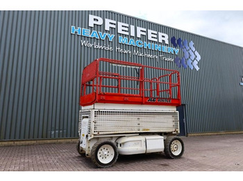 Scissor lift JLG