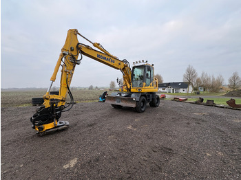 Excavator KOMATSU PW148