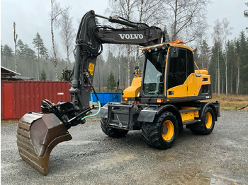 Excavator VOLVO EW140D