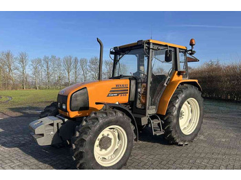 Farm tractor RENAULT