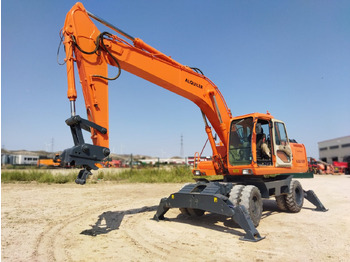 Wheel excavator DAEWOO