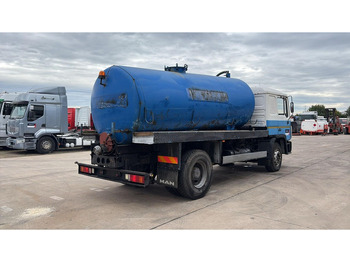 Vacuum truck MAN 18.232 (MANUAL PUMP / POMPE MANUELLE / 11.000L): picture 5