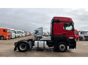 Tractor unit Mercedes-Benz AXOR 1843 (BOITE MANUELLE / MANUAL GEARBOX): picture 3 Tractor unit Mercedes-Benz AXOR 1843 (BOITE MANUELLE / MANUAL GEARBOX): picture 3