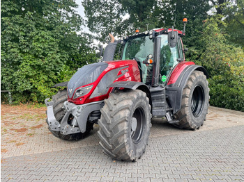 Farm tractor VALTRA T234