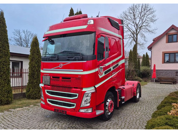 Tractor unit VOLVO FH