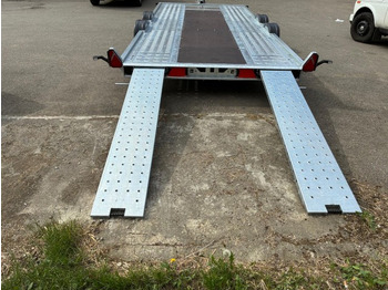Autotransporter trailer BRIAN JAMES TRAILERS