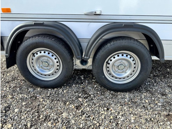 Leasing of  Cheval Liberte Debon Roadster 500 Sandwich Verkaufsklappe 2600 kg, 100 km/h, 320x167x200cm Cheval Liberte Debon Roadster 500 Sandwich Verkaufsklappe 2600 kg, 100 km/h, 320x167x200cm: picture 4