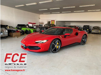 Car FERRARI