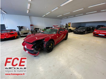 Car FERRARI