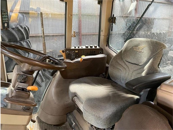 Farm tractor John Deere 6920 S Autopower: picture 5 Farm tractor John Deere 6920 S Autopower: picture 5