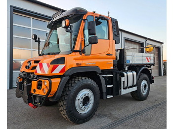 Tipper UNIMOG