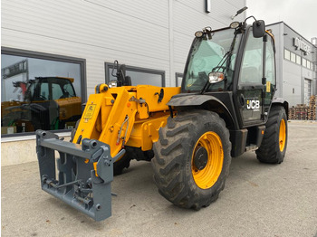 Telescopic handler JCB