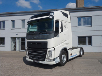 Tractor unit VOLVO FH 500