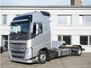 Container transporter/ Swap body truck VOLVO FH13