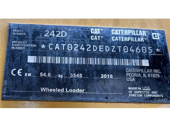 Skid steer loader CAT 242D: picture 5