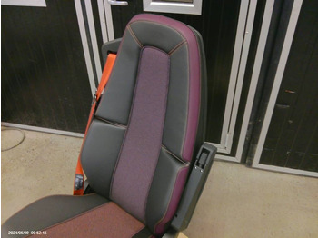 New Cab for Truck Volvo FM förarstol, 23766422: picture 2 New Cab for Truck Volvo FM förarstol, 23766422: picture 2