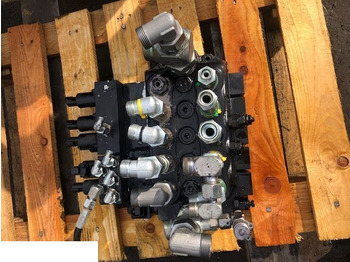 Hydraulic valve MANITOU