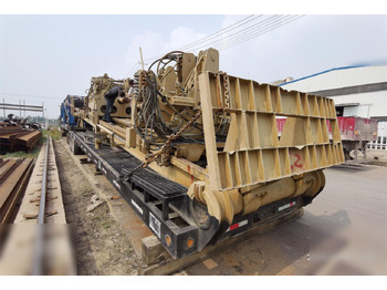 Directional boring machine