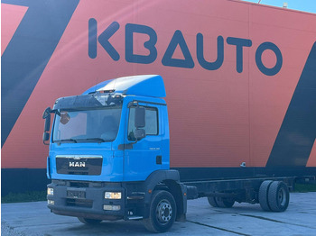Cab chassis truck MAN TGM 15.290