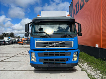 Dropside/ Flatbed truck, Crane truck Volvo FM 9 300 6x2*4 HIAB 085D-3 / PLATFORM L=6320 mm: picture 3