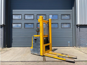 Stacker JUNGHEINRICH EJC