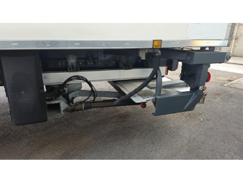 Refrigerated truck Renault D WIDE (LOCATION / RENT): picture 5