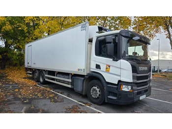 Refrigerated truck SCANIA P 320