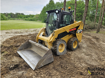 Skid steer loader CATERPILLAR