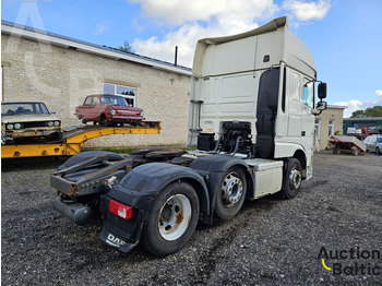 Tractor unit DAF XF460: picture 3