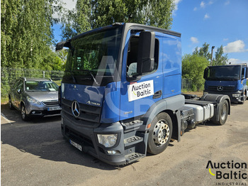 Tractor unit MERCEDES-BENZ Actros 1843