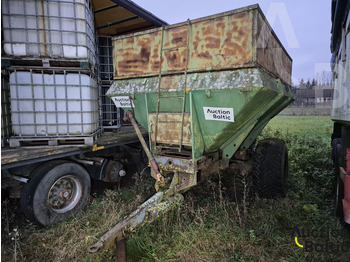 Curtainsider semi-trailer