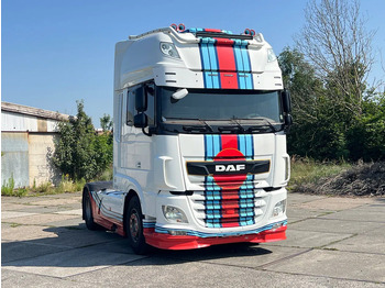Tractor unit DAF XF 530