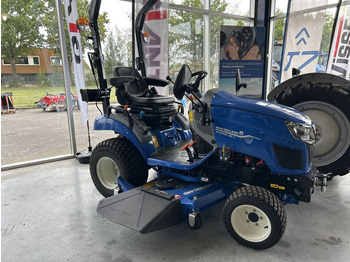 Farm tractor NEW HOLLAND Boomer