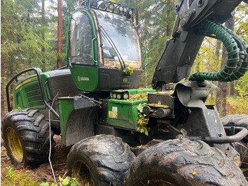 Forestry harvester JOHN DEERE