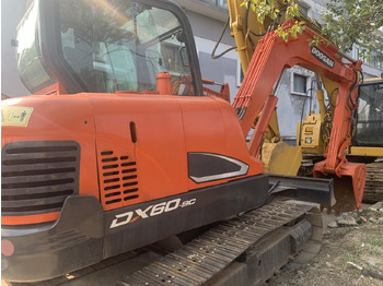 Mini excavator DOOSAN DX60-9: picture 3