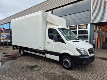 Closed box van MERCEDES-BENZ Sprinter 513