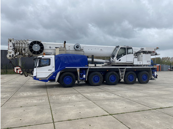 Crane truck