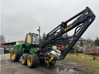 Forestry harvester John Deere 1170 E: picture 2