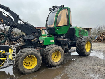 Forestry harvester John Deere 1170 E: picture 5