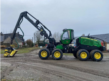 Forestry harvester John Deere 1270 G: picture 2
