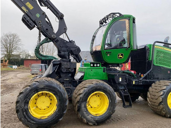 Forestry harvester John Deere 1270 G: picture 3