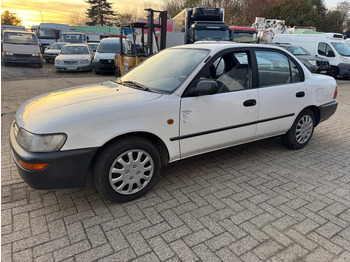 Saloon car TOYOTA