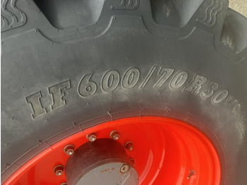 Farm tractor Fendt 828 Profi Plus: picture 4